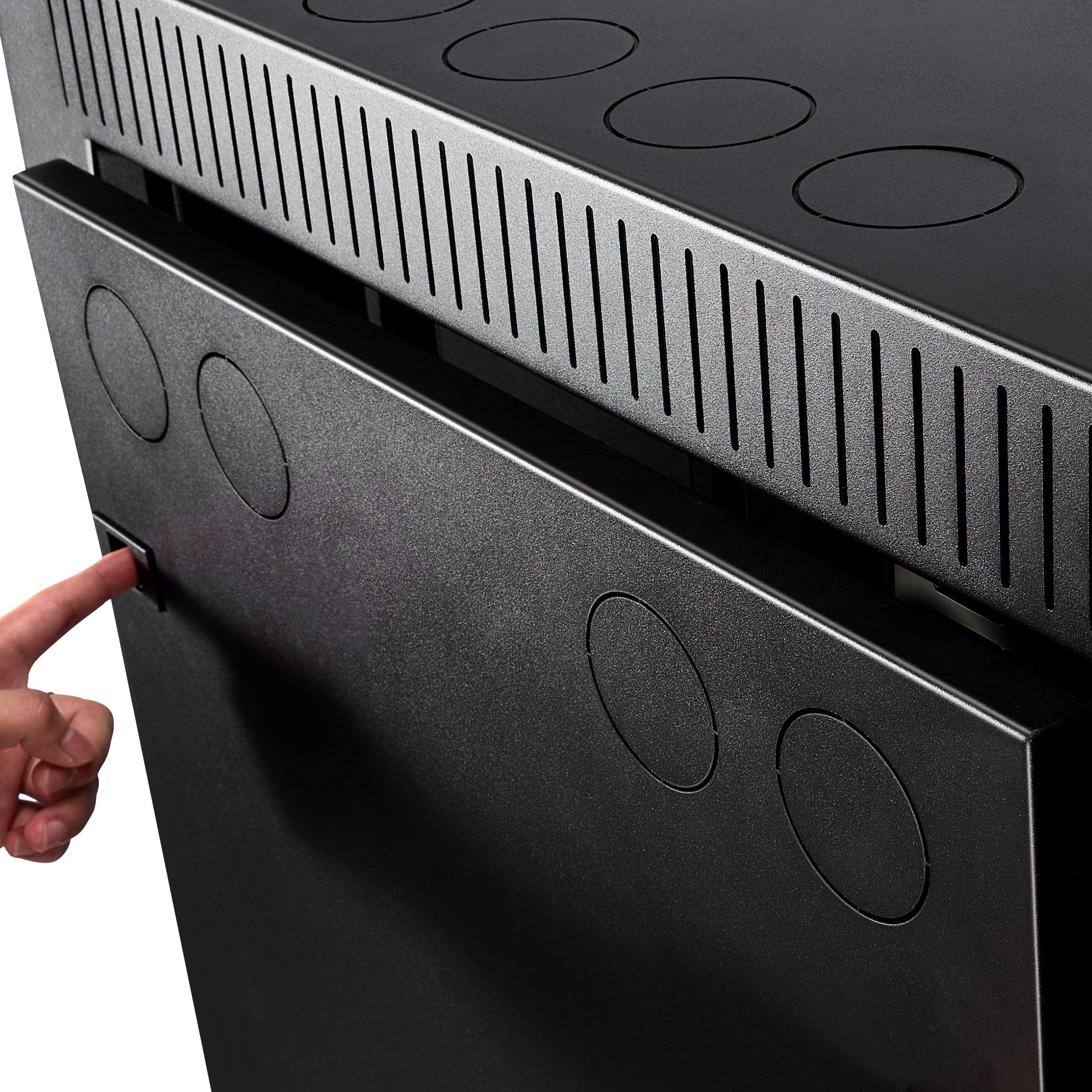 RICH SOLAR ALPHA 5 PRO | 51.2V | 100Ah LiFePO4 Battery | Premium 48V Server Rack Lithium Battery | 7,000 Lifetime Cycles | 10-Year Warranty | UL1973, UL9540A Certified