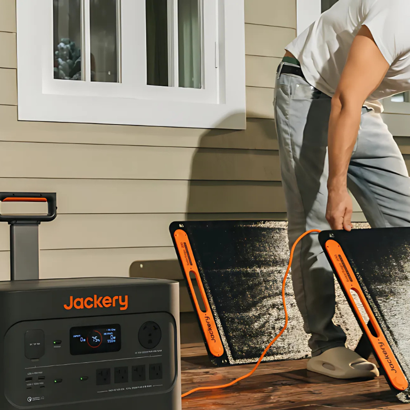 Jackery Explorer 3000 Pro Portable Power Station