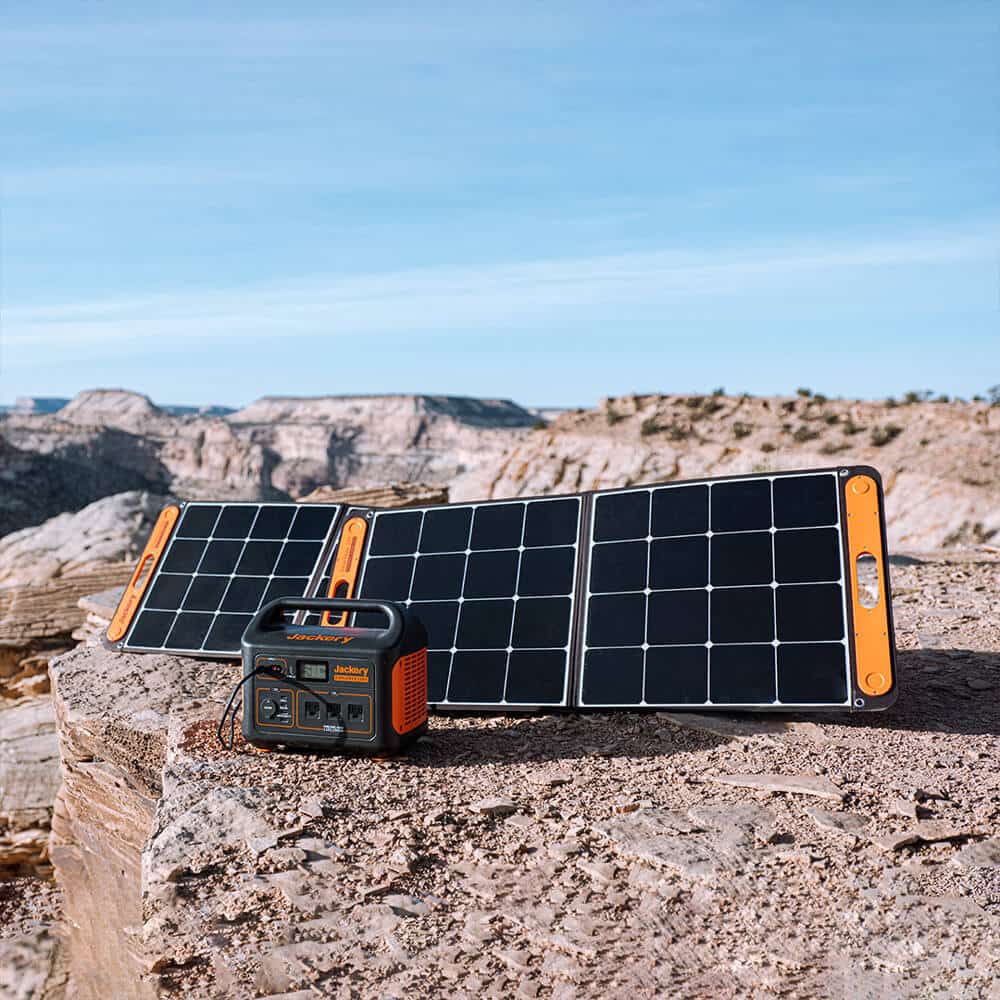 Jackery Solar Generator 1000 On A Mountain